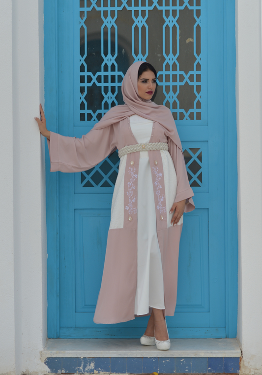 Abaya White Rose élégante avec broderies détaillées